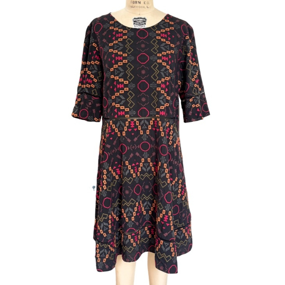 VERONIKA MAINE Embroidered Short Sleeve Mini Dress in Black Size 12